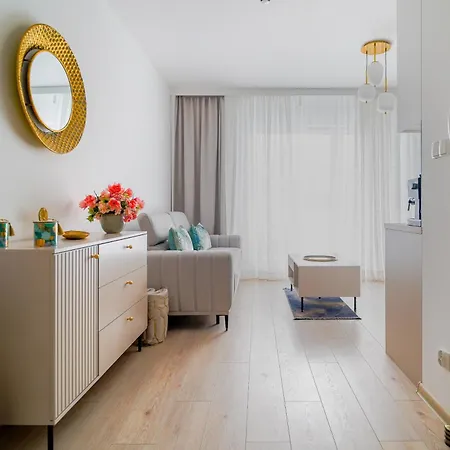 Apartment Anna 2-pok 350m Od Plazy! Parking Netflix