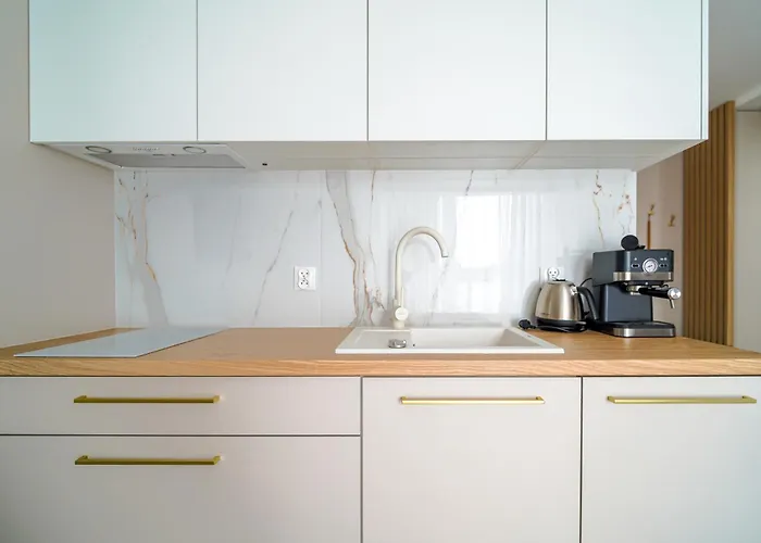 Apartment Anna 2-pok 350m Od Plazy! Parking Netflix